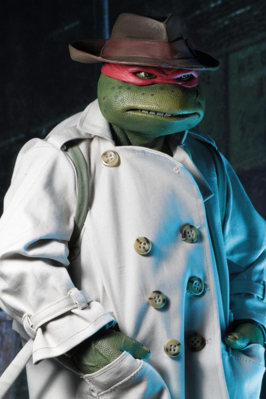 NECA Teenage Mutant Ninja Turtles TMNT Raphael (In Disguise) 1/4 Scale Action Figure